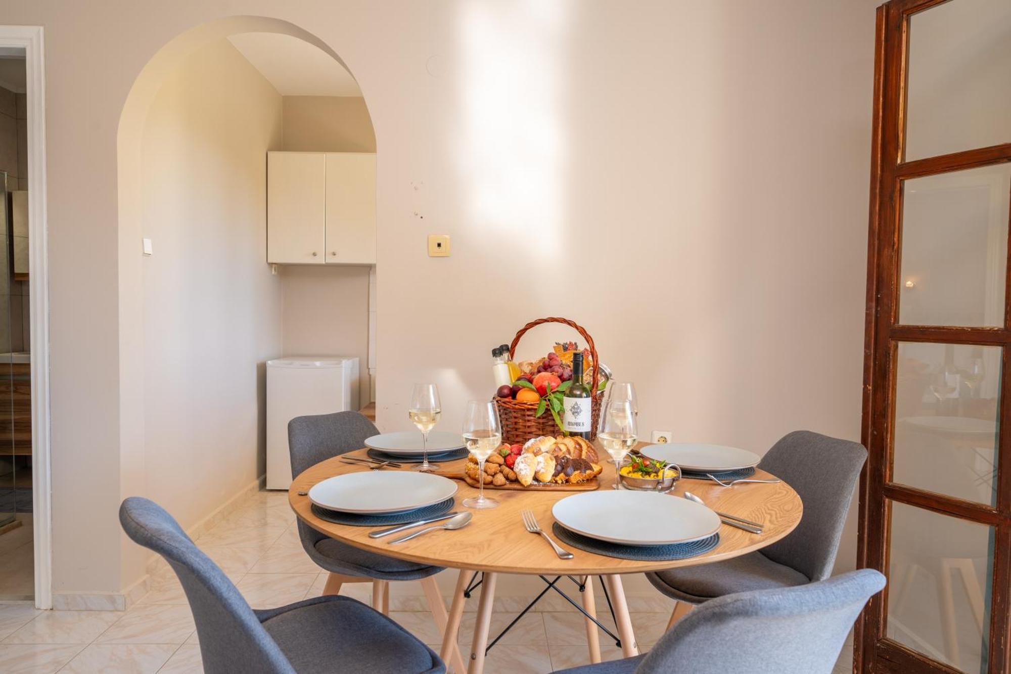 Southbank Seafront Apartments 凯特利奥斯 外观 照片